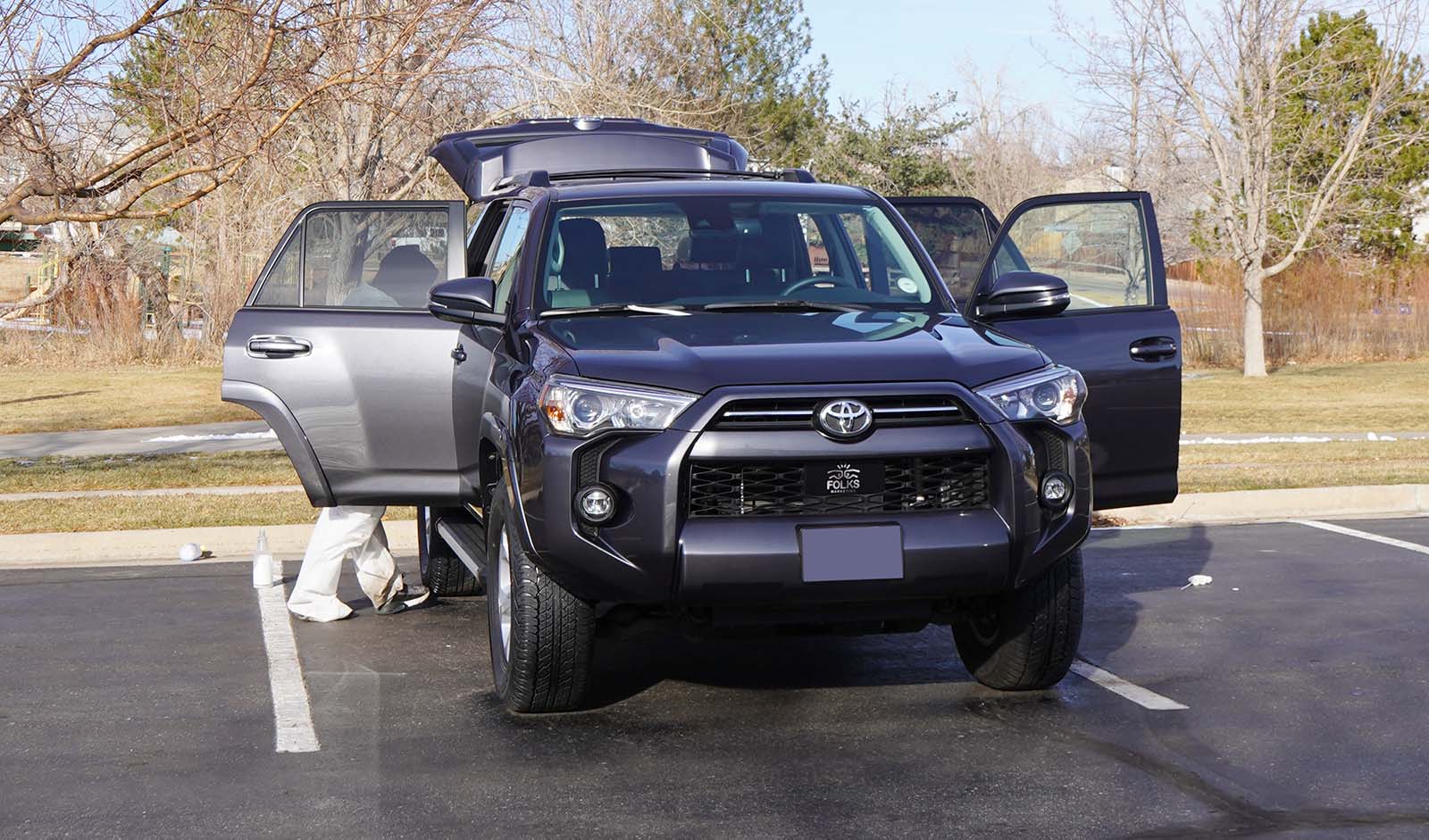 Ecolife Car Wash Mobile - Cleaning SUV in Colorado